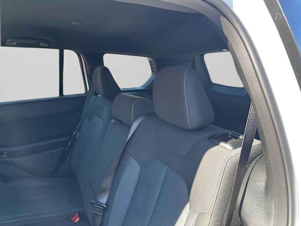 new 2026 Jeep Cherokee car, priced at $39,715