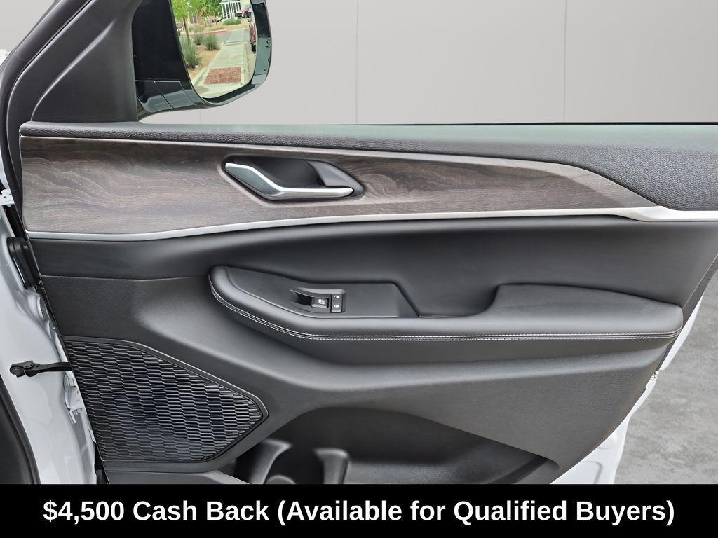 new 2026 Jeep Grand Cherokee L car, priced at $42,596