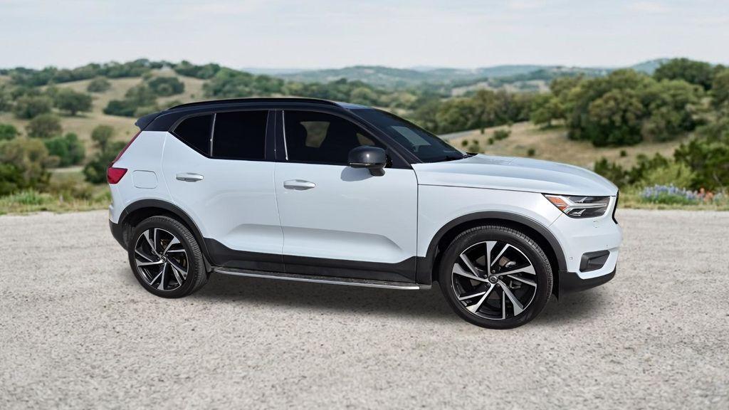 used 2022 Volvo XC40 car, priced at $19,792