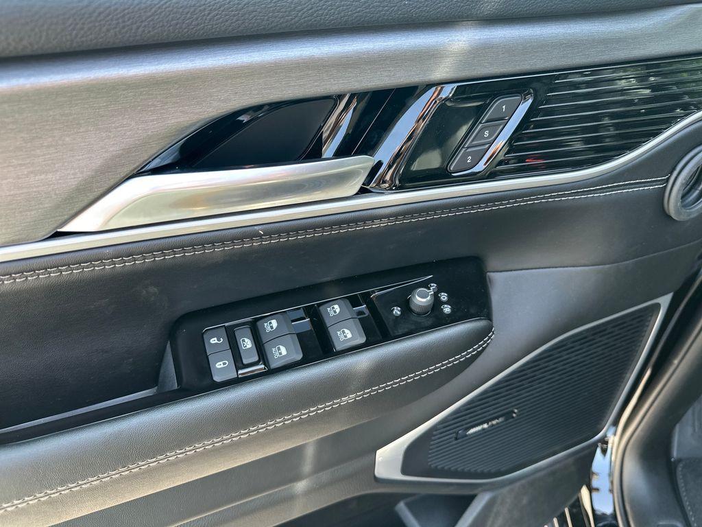 new 2026 Jeep Grand Wagoneer L car, priced at $80,612