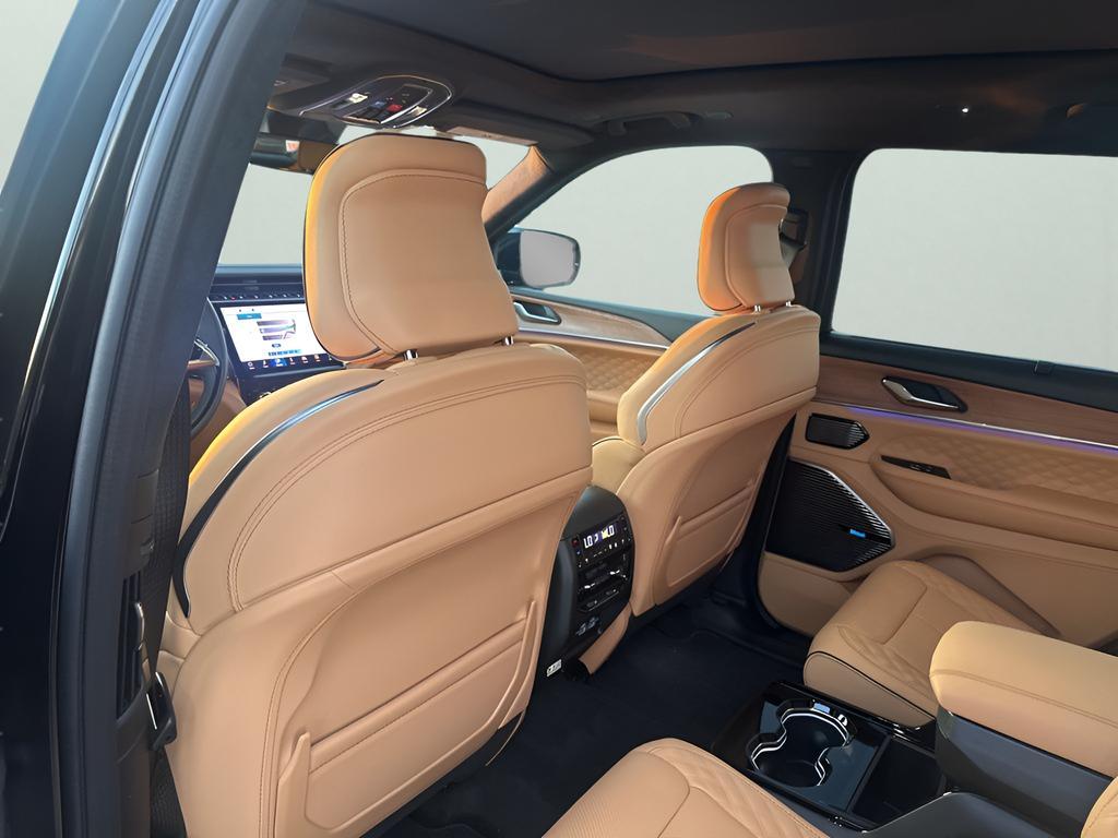 new 2025 Jeep Grand Cherokee L car, priced at $65,810