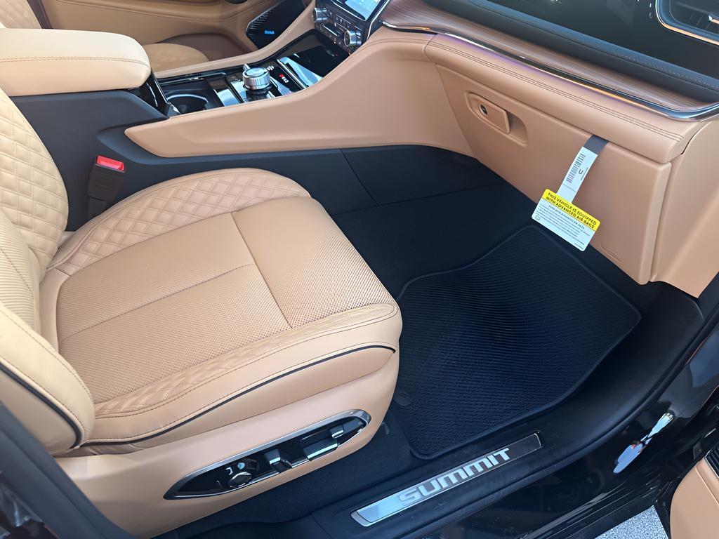 new 2025 Jeep Grand Cherokee L car, priced at $65,810