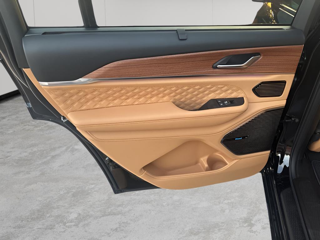 new 2025 Jeep Grand Cherokee L car, priced at $65,810