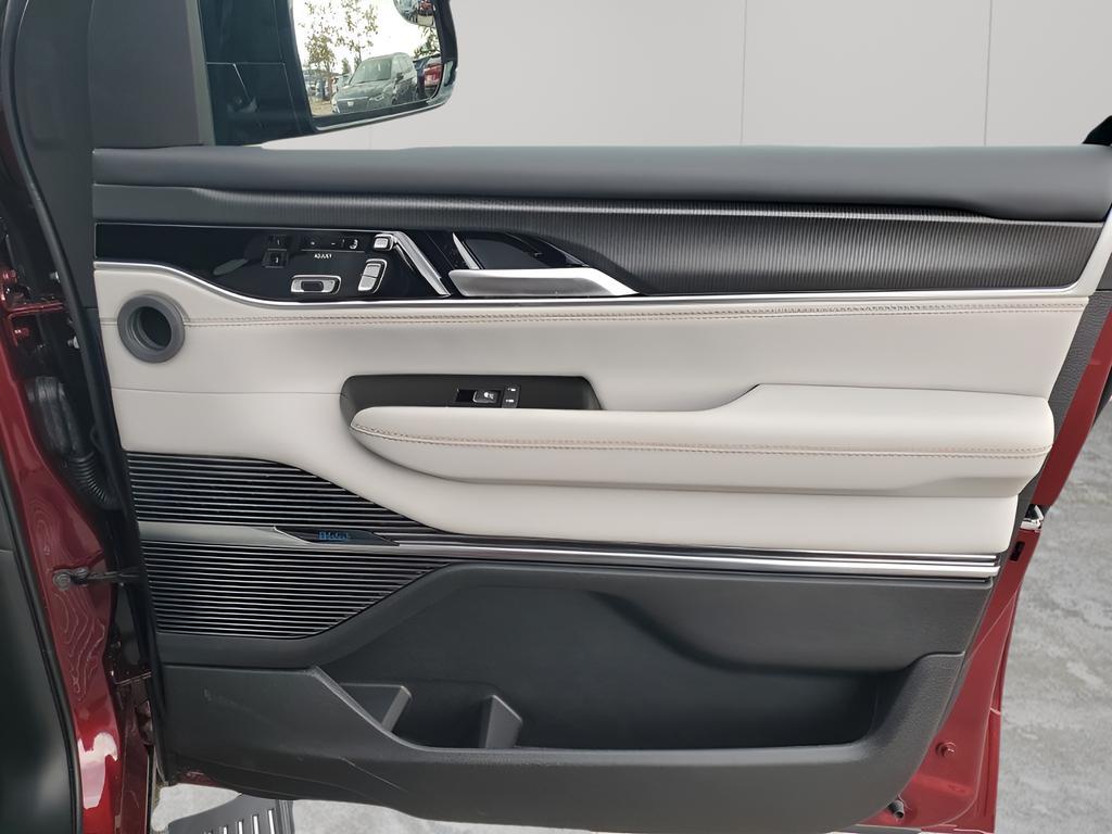 new 2026 Jeep Grand Wagoneer car, priced at $89,812