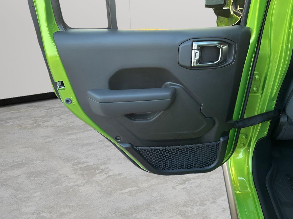 new 2025 Jeep Gladiator car, priced at $44,211
