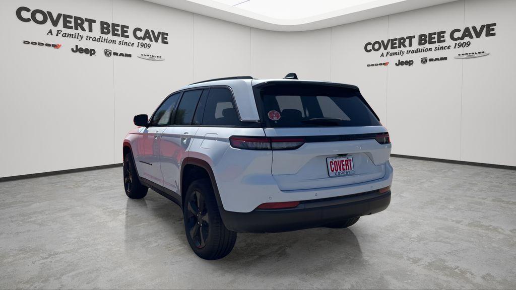 new 2026 Jeep Grand Cherokee car, priced at $47,035