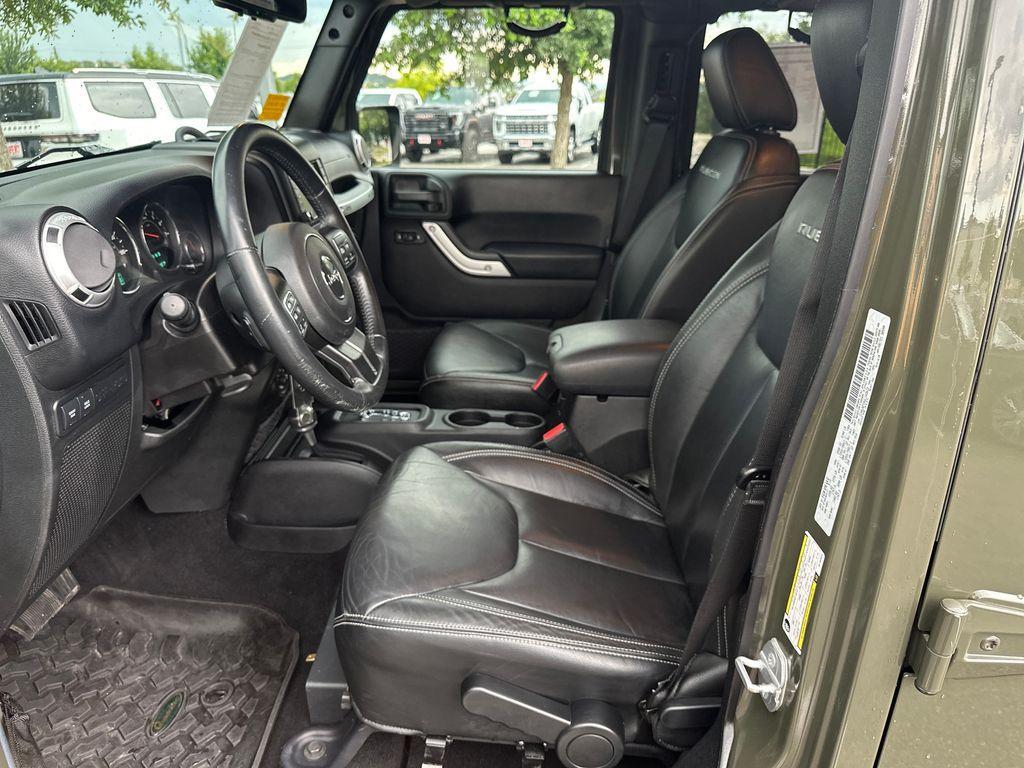 used 2016 Jeep Wrangler Unlimited car, priced at $26,517