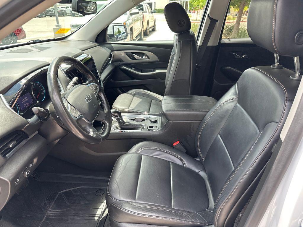 used 2021 Chevrolet Traverse car, priced at $26,897