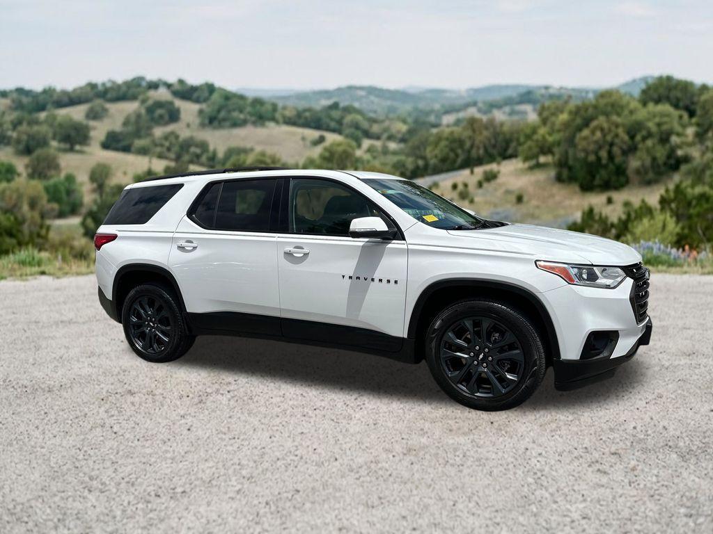 used 2021 Chevrolet Traverse car, priced at $26,897