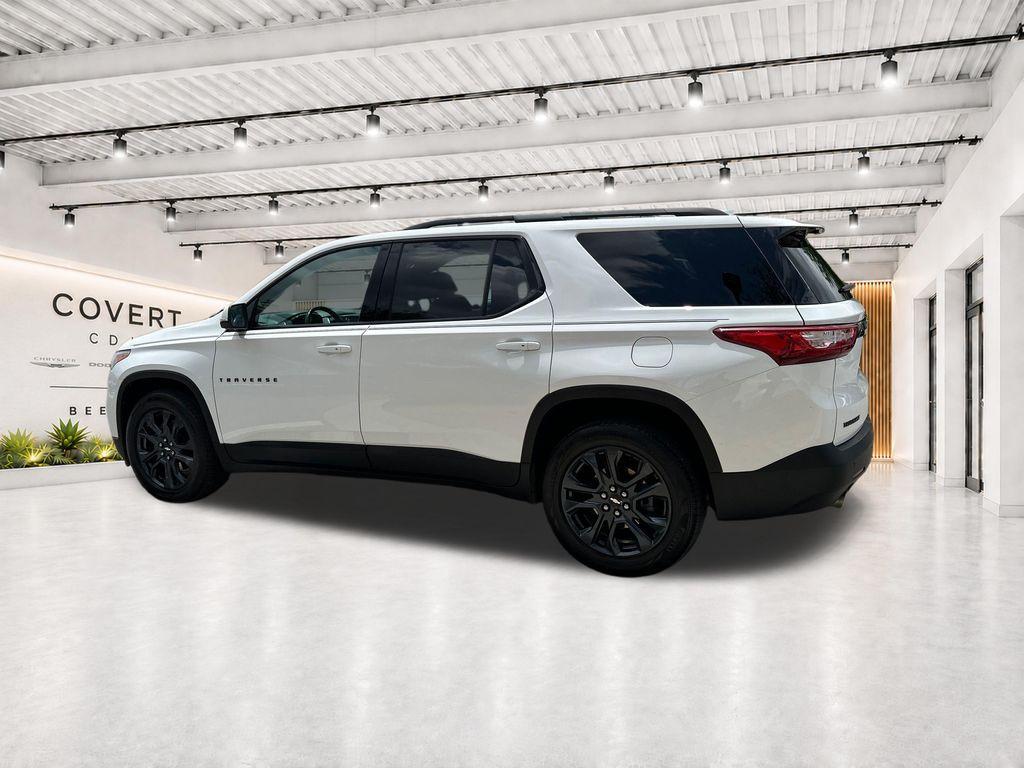 used 2021 Chevrolet Traverse car, priced at $25,723