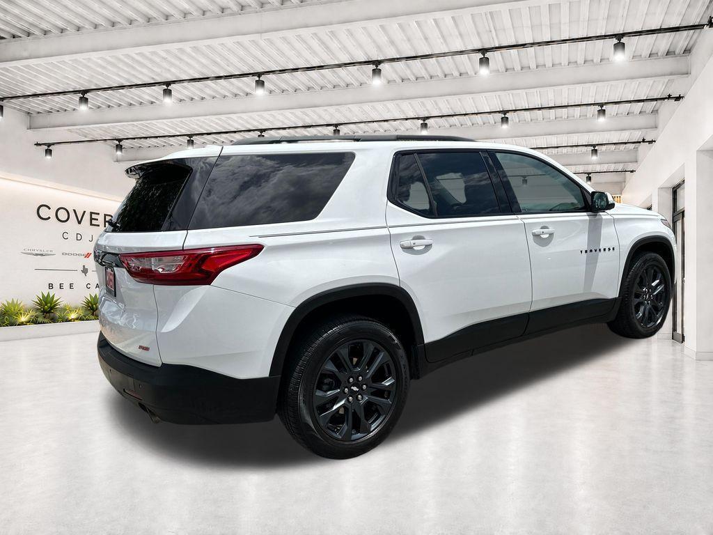 used 2021 Chevrolet Traverse car, priced at $25,723