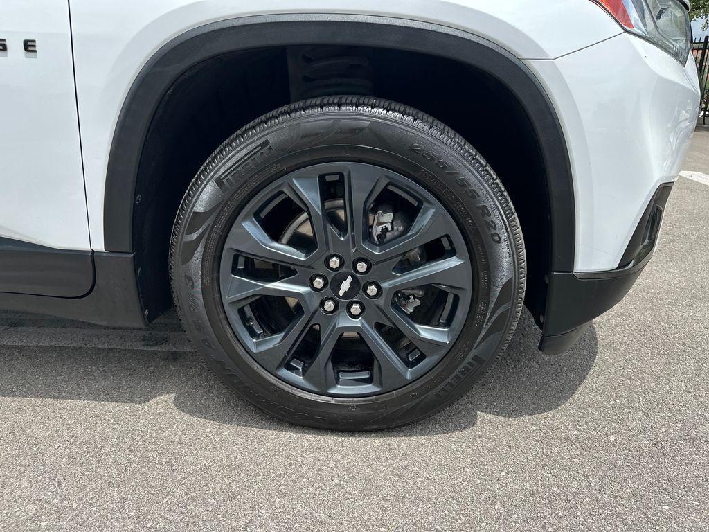 used 2021 Chevrolet Traverse car, priced at $26,897