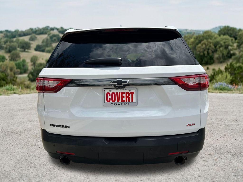used 2021 Chevrolet Traverse car, priced at $26,897
