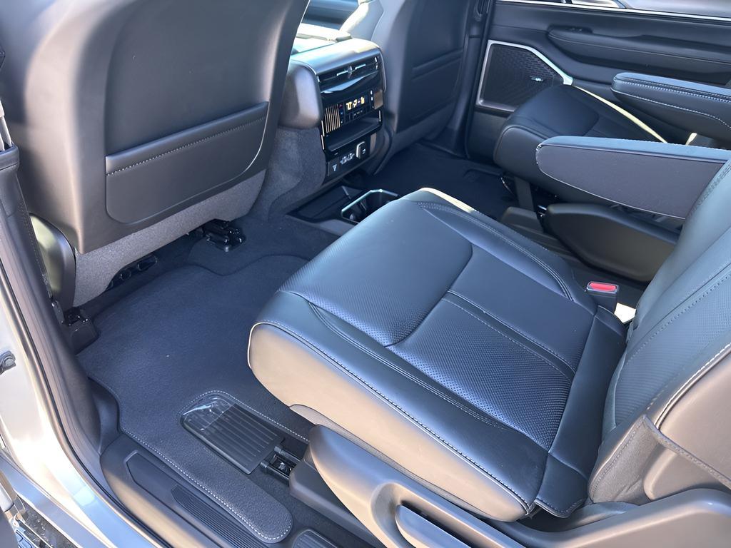 new 2025 Jeep Wagoneer car