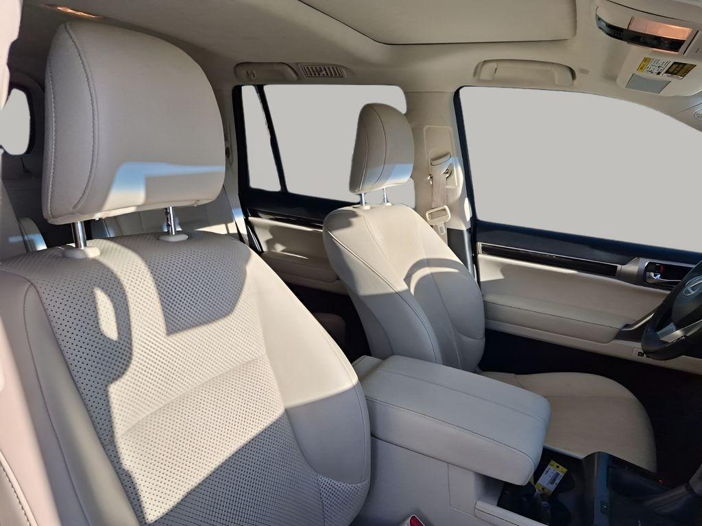 used 2023 Lexus GX 460 car, priced at $61,395