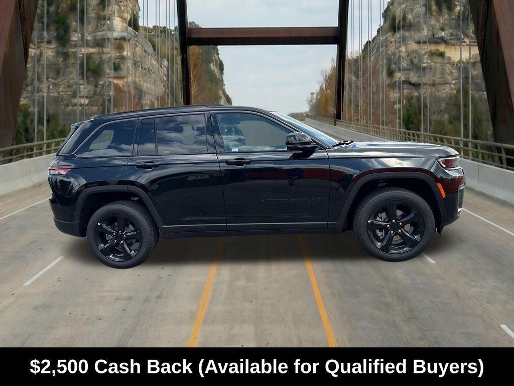 new 2026 Jeep Grand Cherokee car, priced at $46,452