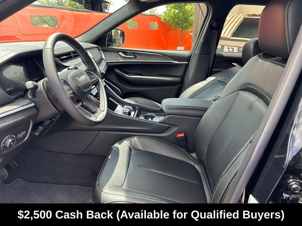 new 2026 Jeep Grand Cherokee car, priced at $46,452