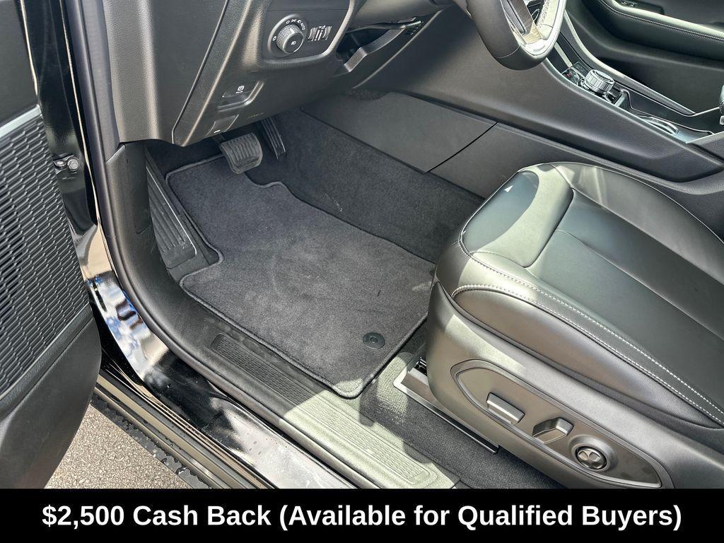 new 2026 Jeep Grand Cherokee car, priced at $46,452