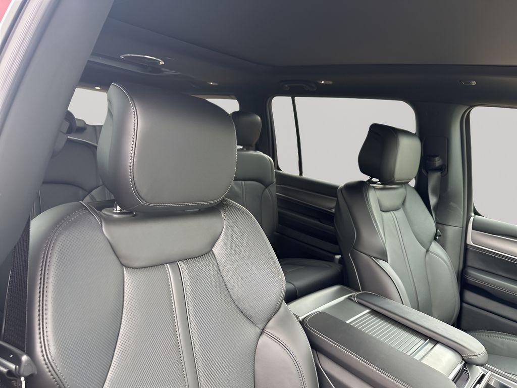 new 2026 Jeep Grand Wagoneer car, priced at $70,466