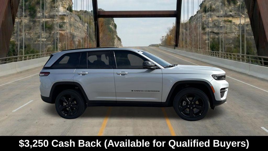 new 2025 Jeep Grand Cherokee car, priced at $36,710