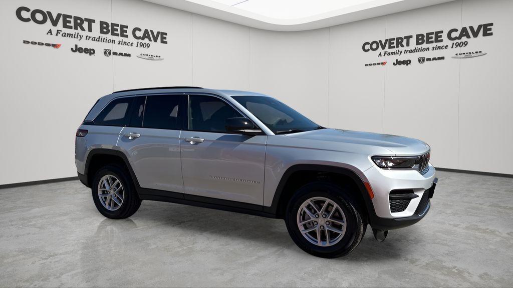 new 2026 Jeep Grand Cherokee car, priced at $41,603