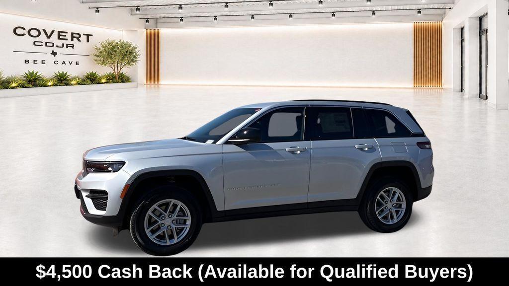 new 2026 Jeep Grand Cherokee car, priced at $32,976