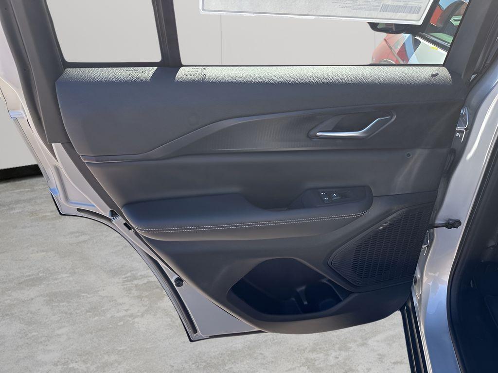 new 2026 Jeep Grand Cherokee car, priced at $41,603