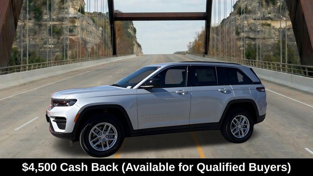 new 2026 Jeep Grand Cherokee car, priced at $34,703