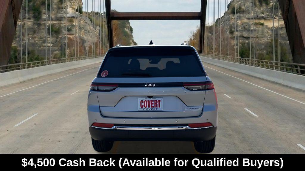 new 2026 Jeep Grand Cherokee car, priced at $34,703