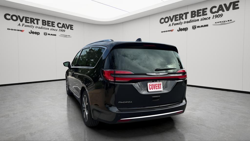 new 2026 Chrysler Pacifica car, priced at $51,415