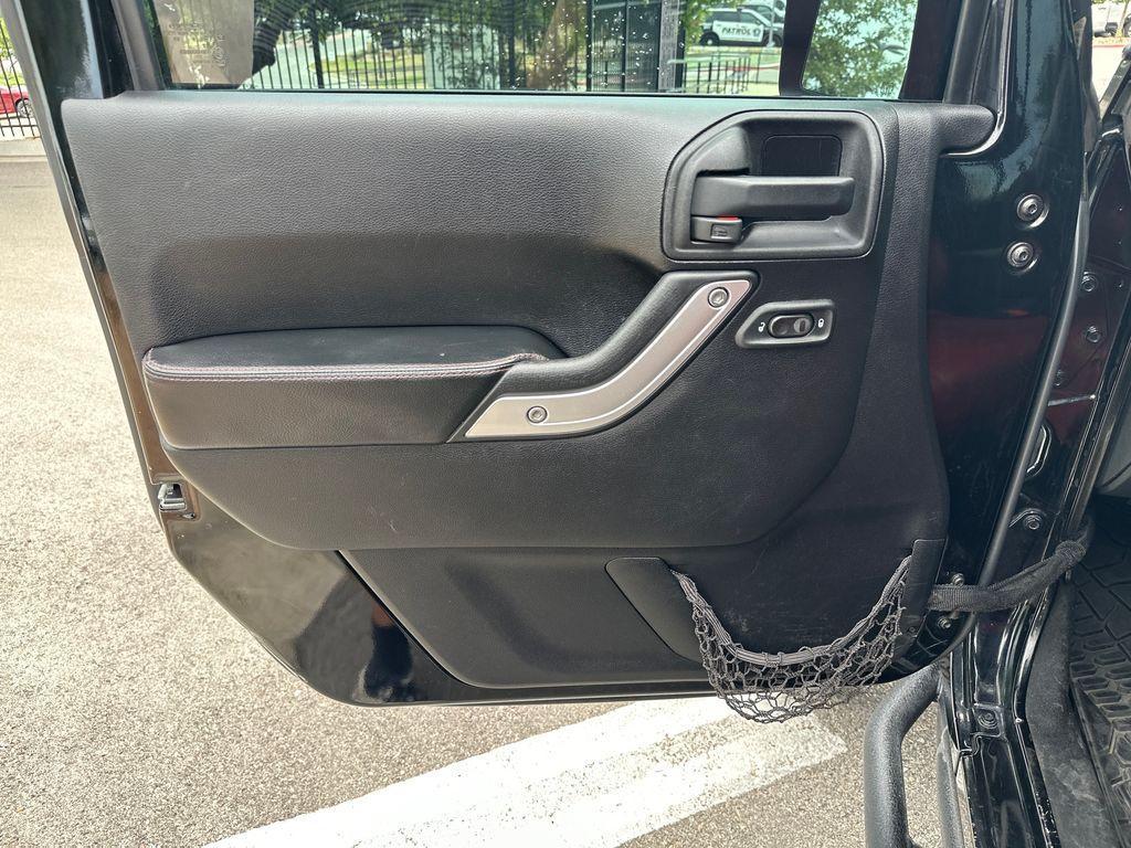 used 2013 Jeep Wrangler Unlimited car, priced at $21,282
