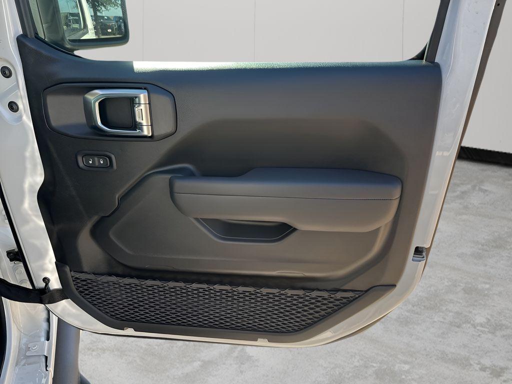 new 2026 Jeep Wrangler car