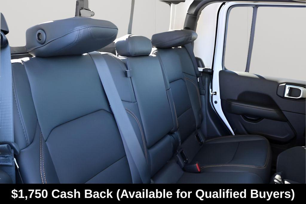 new 2026 Jeep Gladiator car, priced at $45,466
