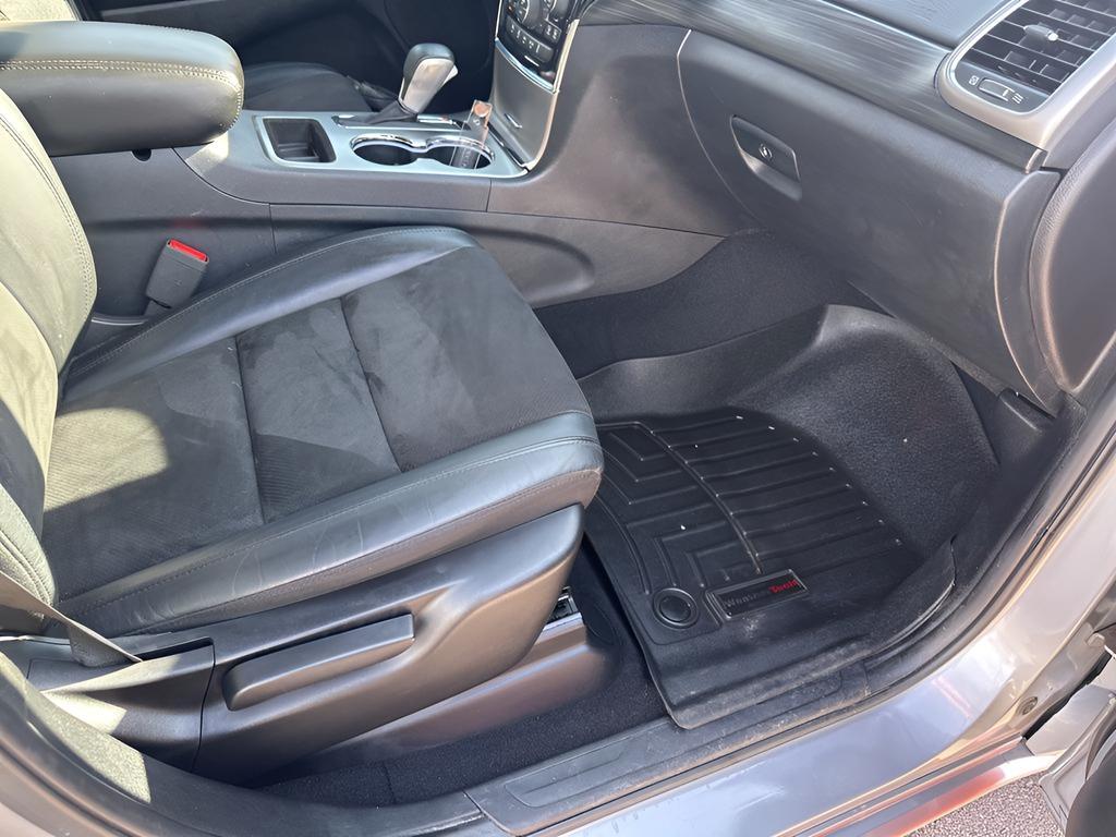 used 2019 Jeep Grand Cherokee car, priced at $15,136