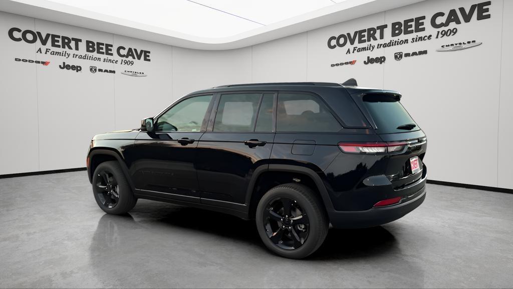 new 2025 Jeep Grand Cherokee car, priced at $38,970