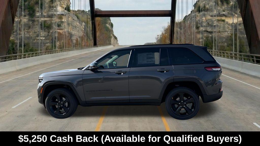 new 2025 Jeep Grand Cherokee car, priced at $37,435