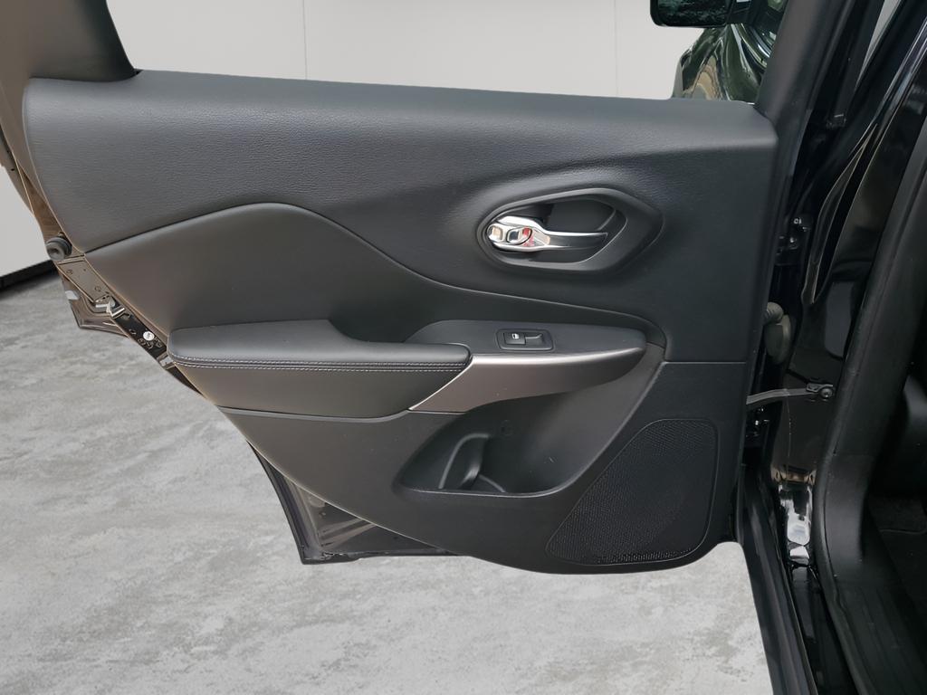 used 2019 Jeep Cherokee car, priced at $8,792