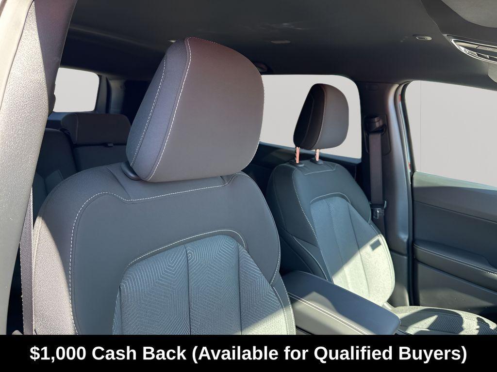 new 2026 Jeep Cherokee car, priced at $39,310