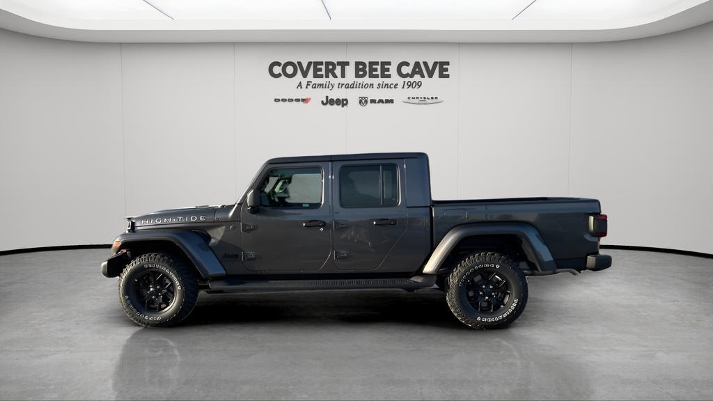 new 2025 Jeep Gladiator car, priced at $47,684
