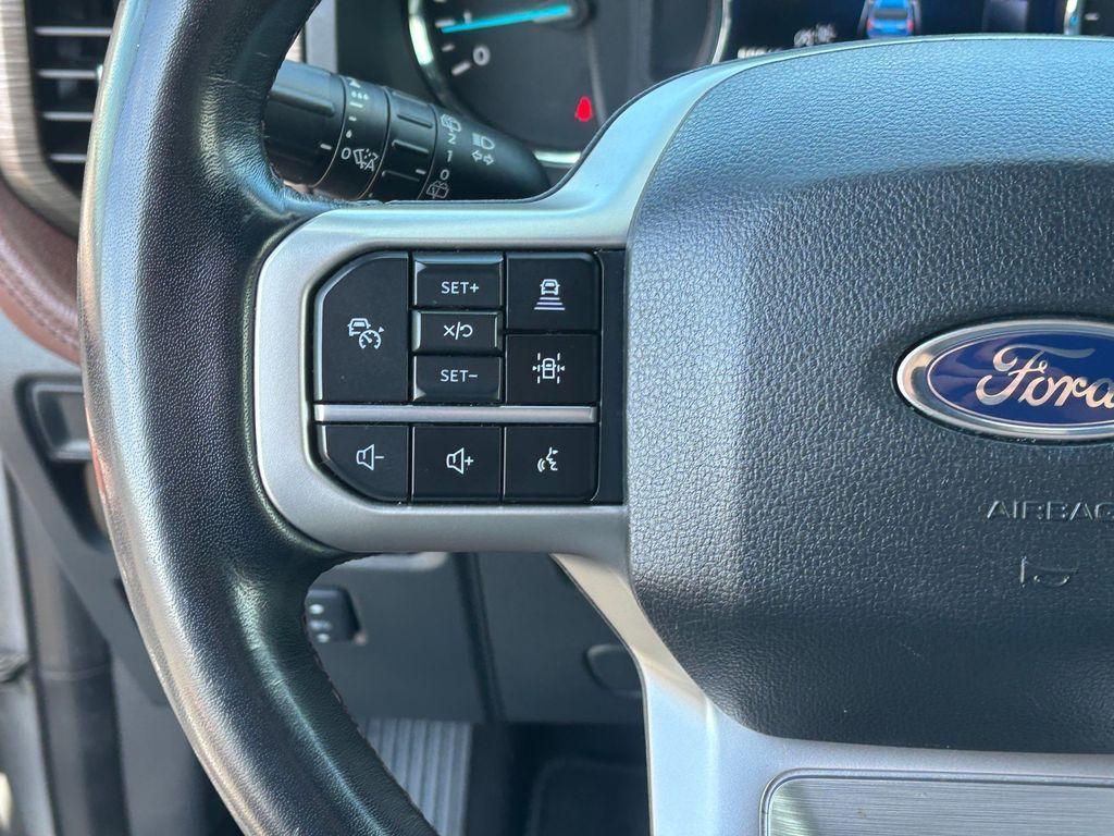 used 2024 Ford Expedition car, priced at $46,722