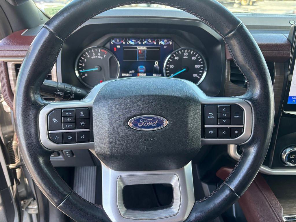 used 2024 Ford Expedition car, priced at $46,722