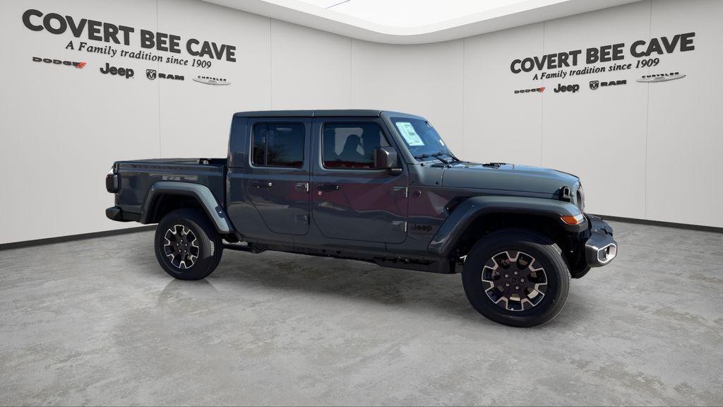 new 2026 Jeep Gladiator car, priced at $50,738