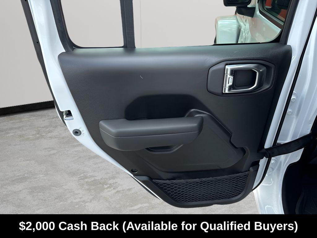 new 2026 Jeep Gladiator car, priced at $45,978