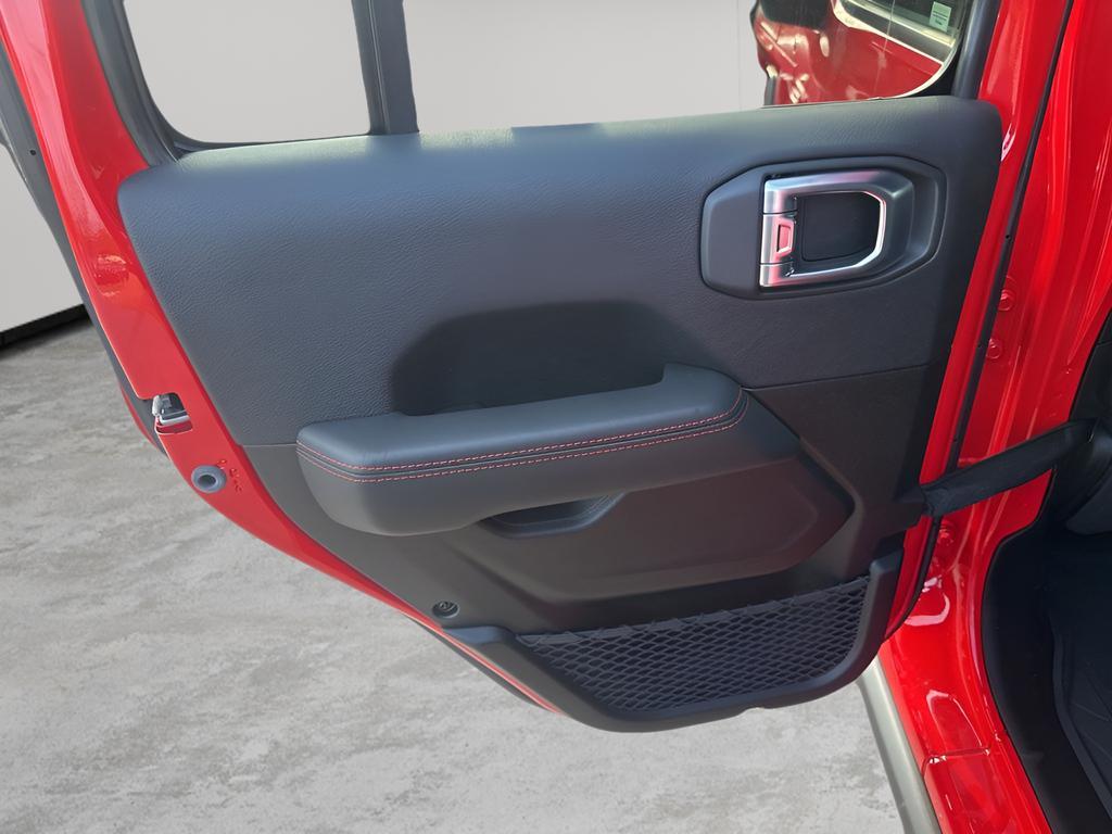 new 2026 Jeep Wrangler car, priced at $62,925