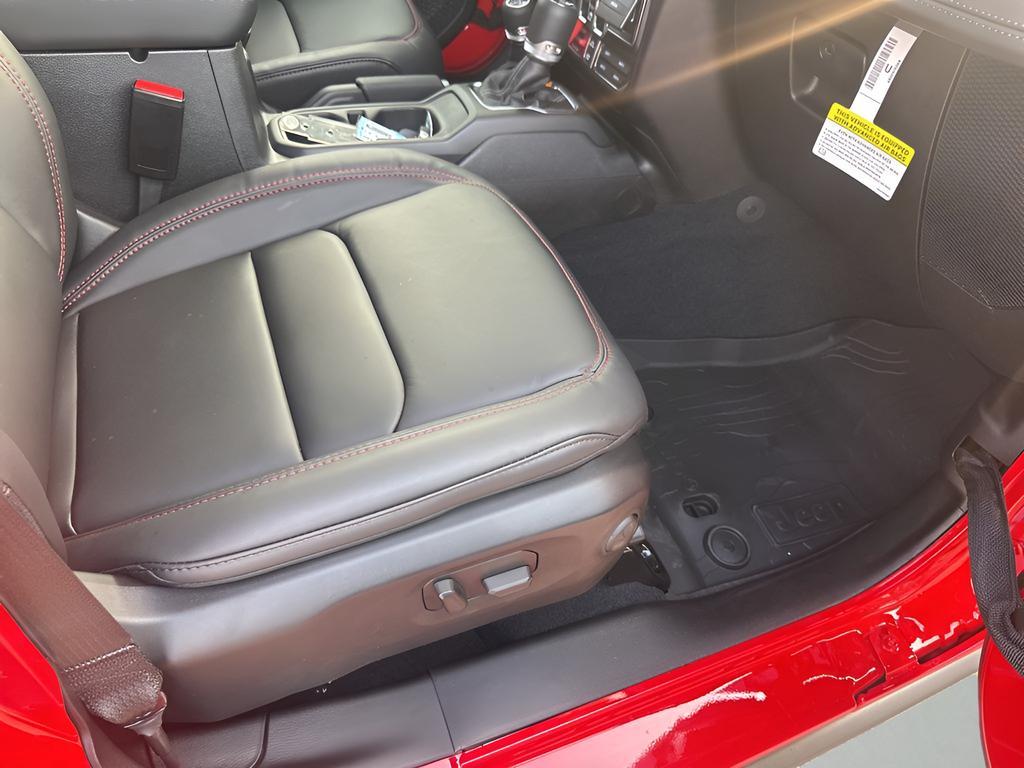 new 2026 Jeep Wrangler car, priced at $62,925