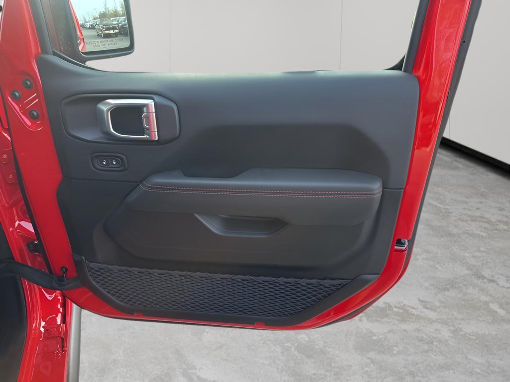 new 2026 Jeep Wrangler car, priced at $62,925