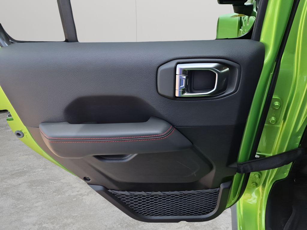 new 2026 Jeep Gladiator car, priced at $59,621