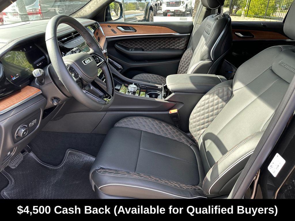 new 2026 Jeep Grand Cherokee car, priced at $60,060