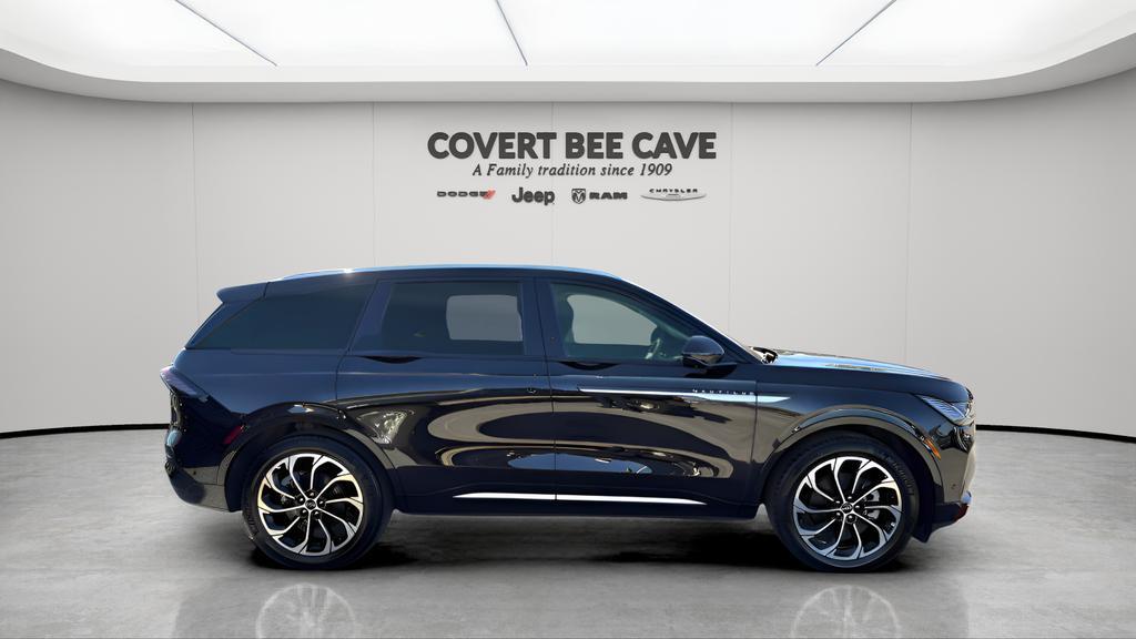 used 2024 Lincoln Nautilus car, priced at $44,986