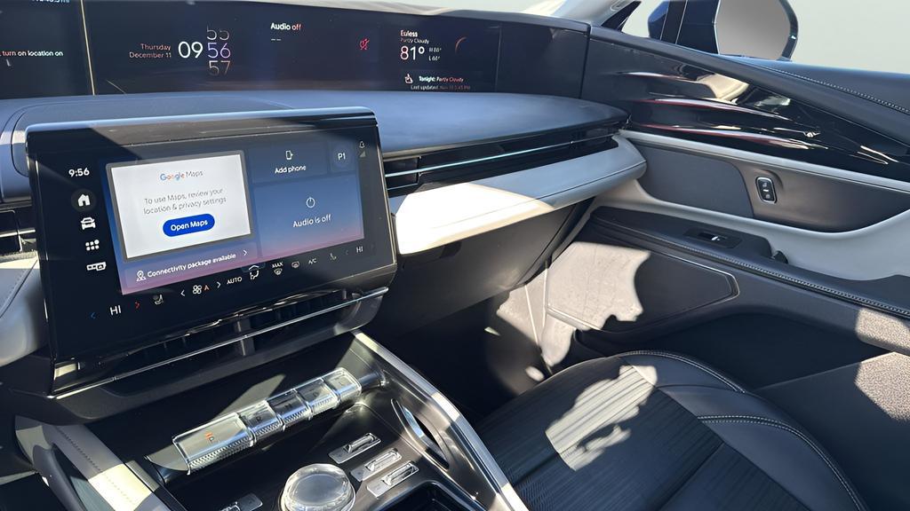 used 2024 Lincoln Nautilus car, priced at $44,986